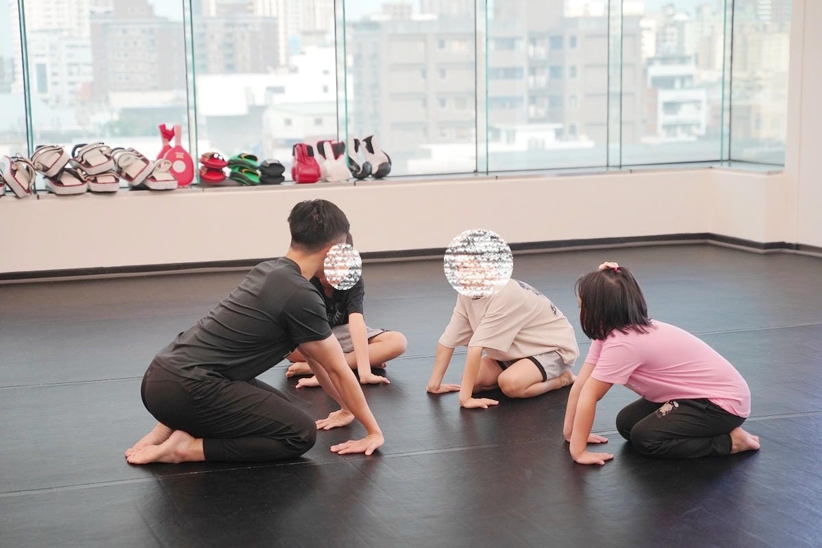 【Customfit客美健身】桃園兒童運動課程推薦 兒童拳擊課程 強化體能/提升專注力