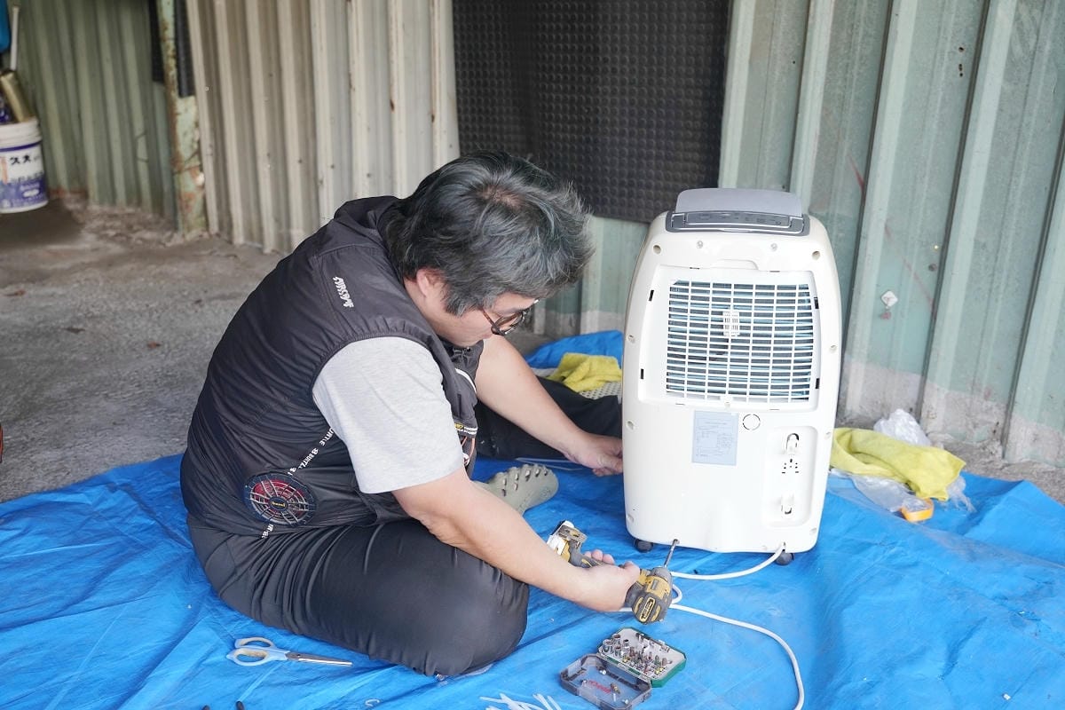 【泡泡龍居家清潔】專人到府服務除濕機清洗 到府家電清洗專業 除濕機保養深層清潔更健康