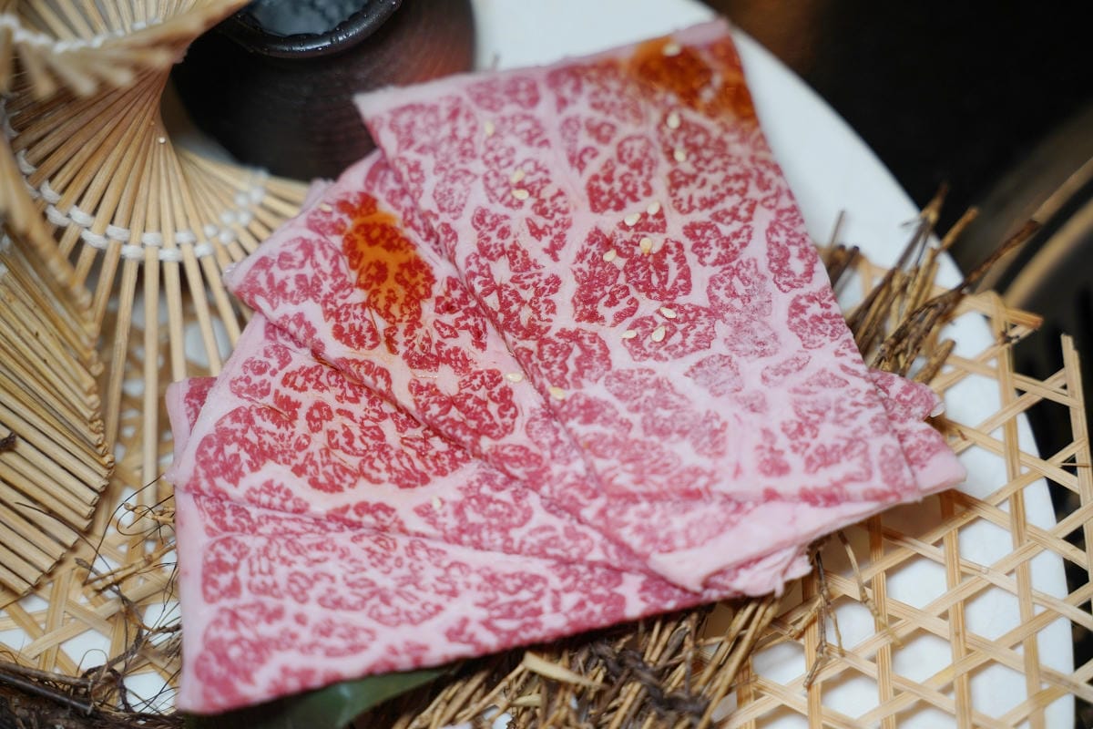【匠夯日式無煙燒肉】桃園藝文特區燒肉吃到飽 專人桌邊剝蝦代烤超貼心 自助吧2.0全面升級