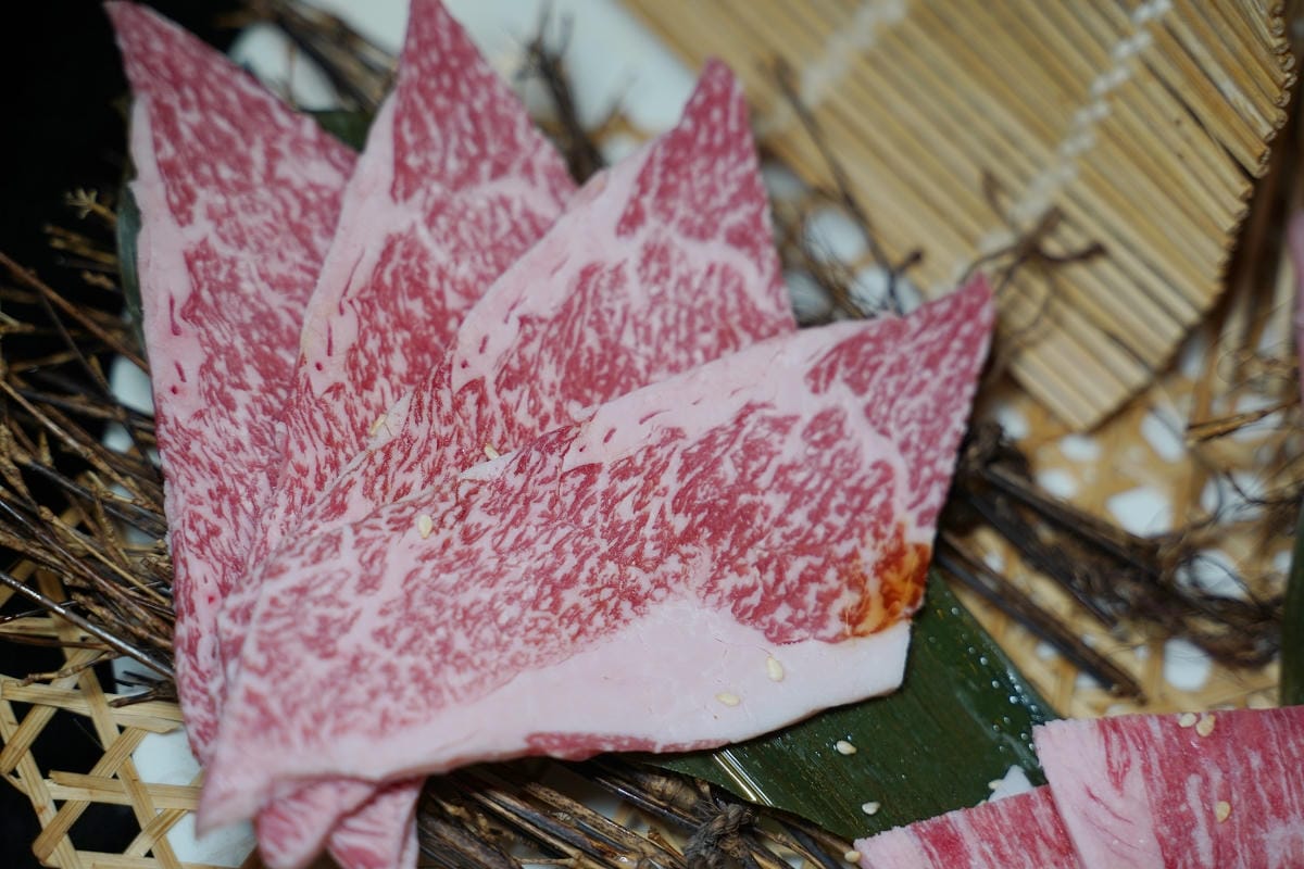 【匠夯日式無煙燒肉】桃園藝文特區燒肉吃到飽 專人桌邊剝蝦代烤超貼心 自助吧2.0全面升級