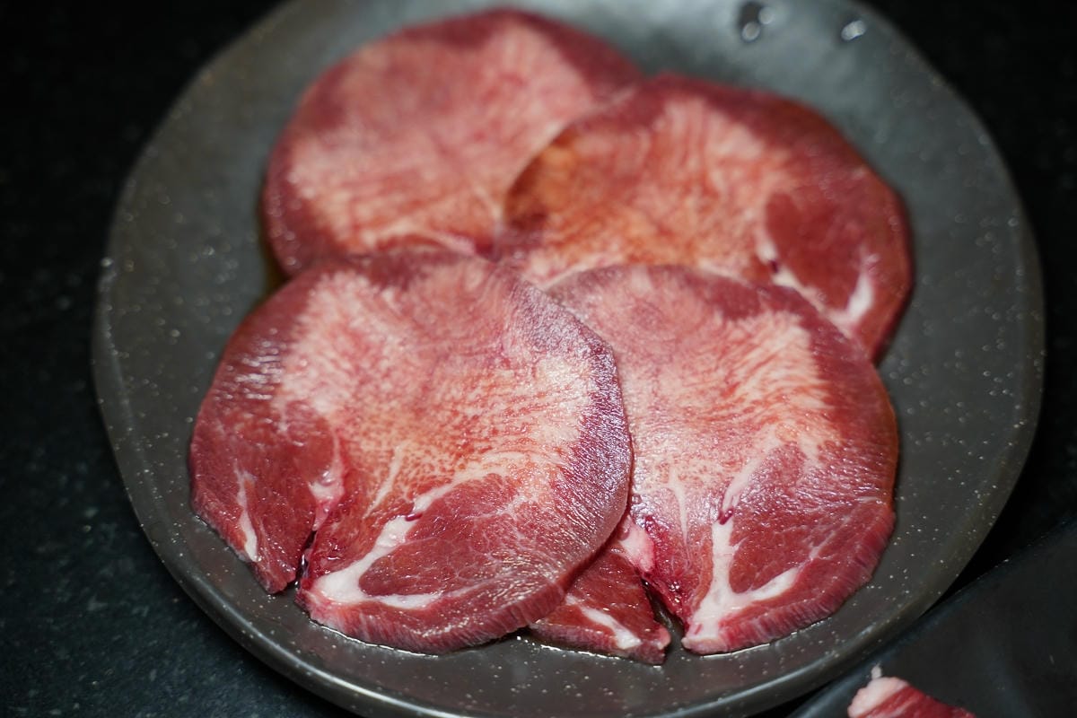 【匠夯日式無煙燒肉】桃園藝文特區燒肉吃到飽 專人桌邊剝蝦代烤超貼心 自助吧2.0全面升級