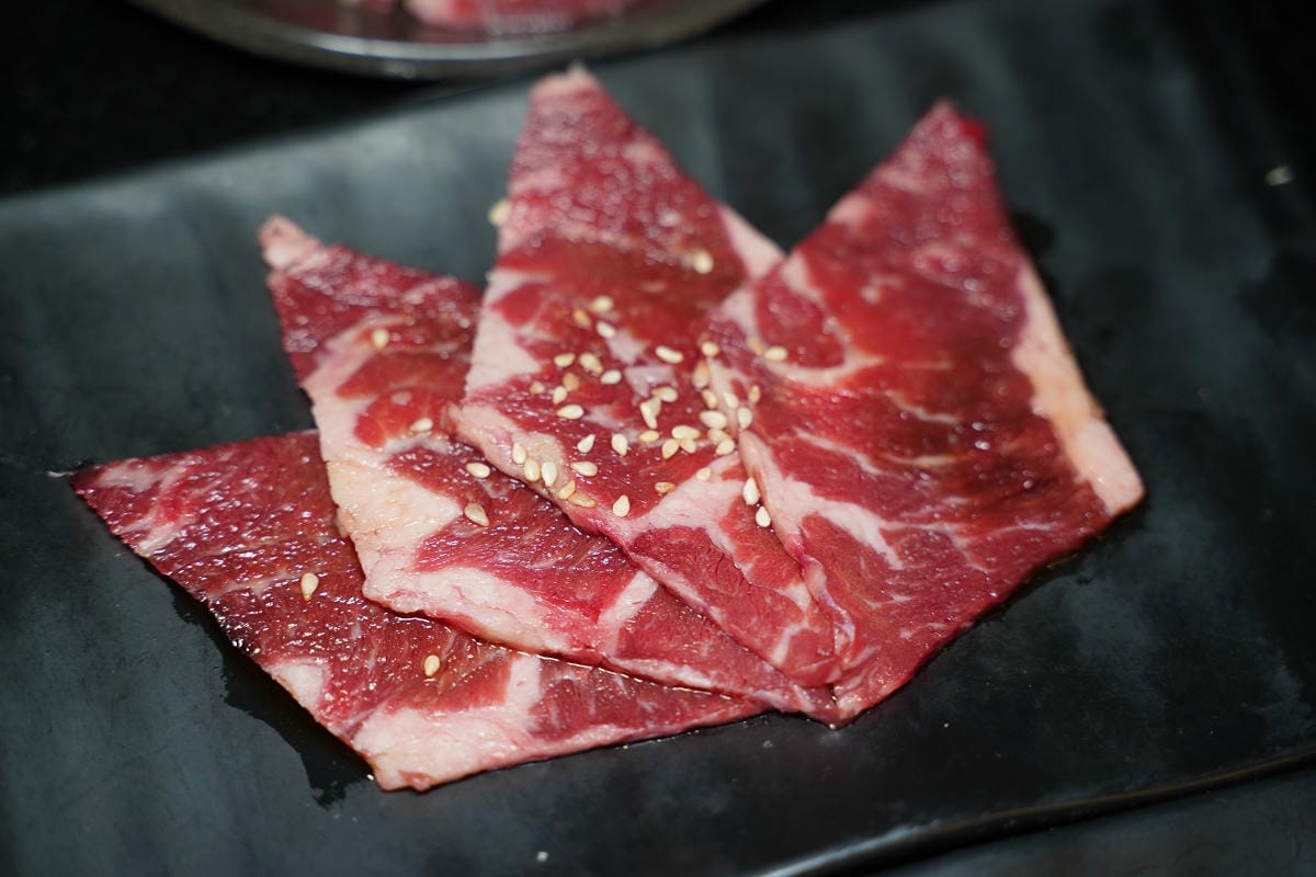【匠夯日式無煙燒肉】桃園藝文特區燒肉吃到飽 專人桌邊剝蝦代烤超貼心 自助吧2.0全面升級