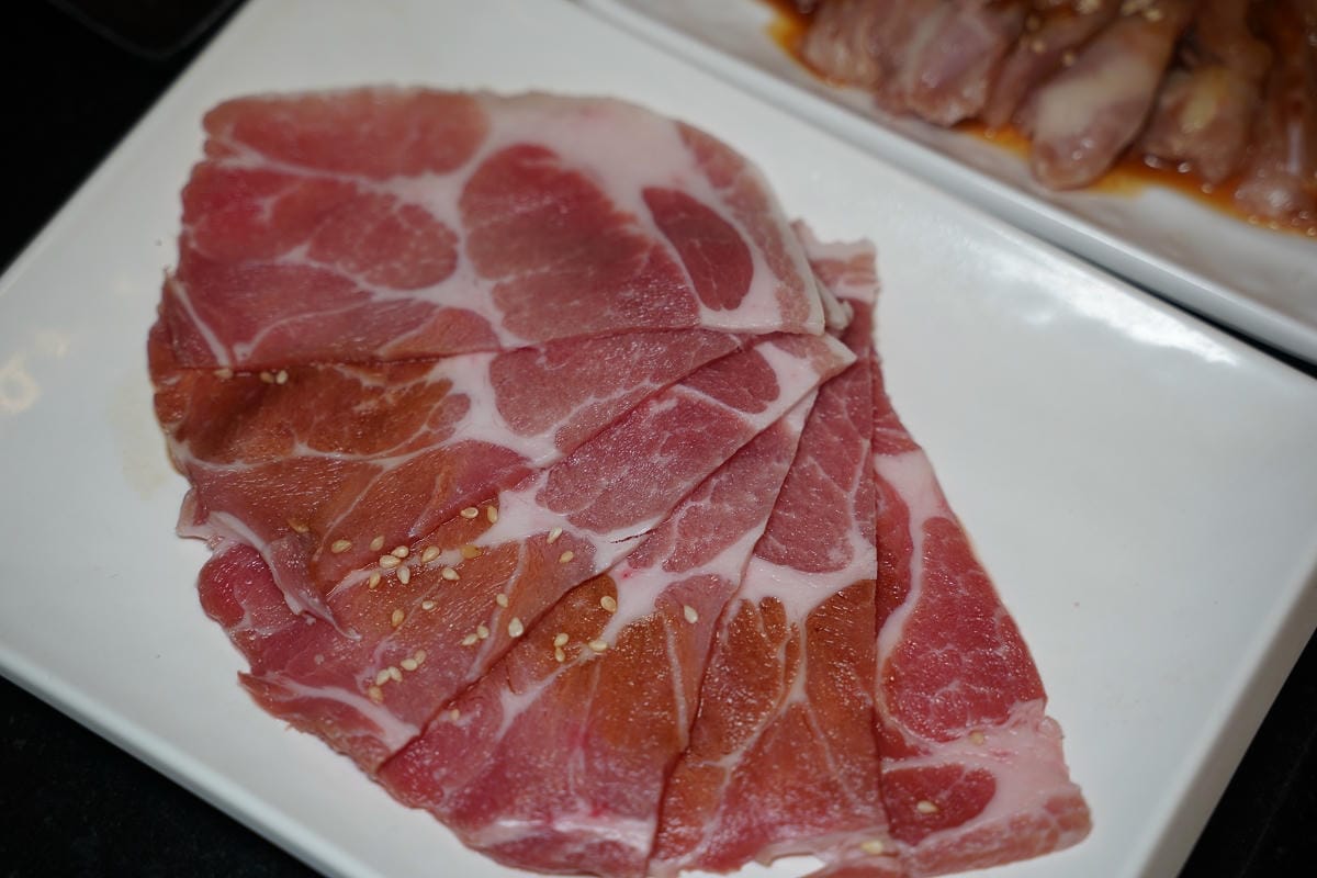 【匠夯日式無煙燒肉】桃園藝文特區燒肉吃到飽 專人桌邊剝蝦代烤超貼心 自助吧2.0全面升級