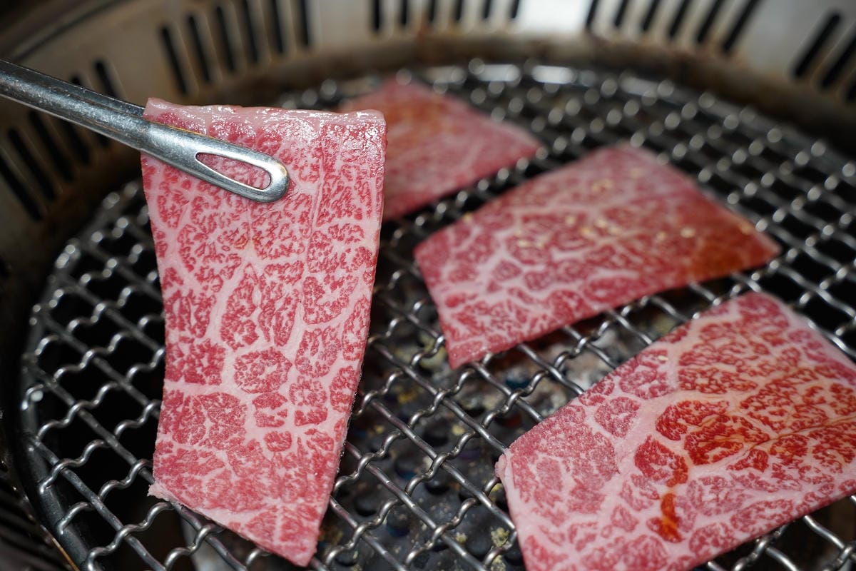 【匠夯日式無煙燒肉】桃園藝文特區燒肉吃到飽 專人桌邊剝蝦代烤超貼心 自助吧2.0全面升級