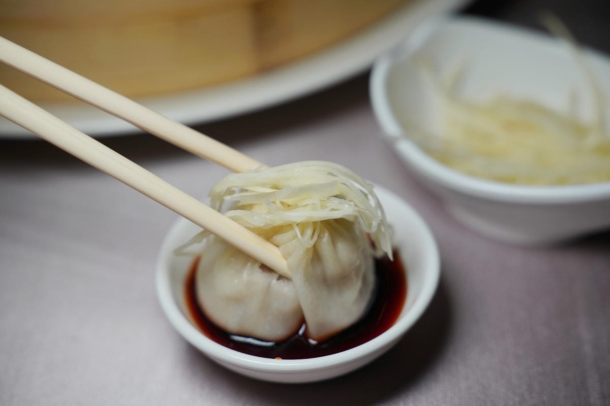 【尊爵大飯店 桃苑中餐廳】桃園藝文特區美食餐廳推薦 古典窗櫺雕繪高雅合宜 港式料理精緻合菜