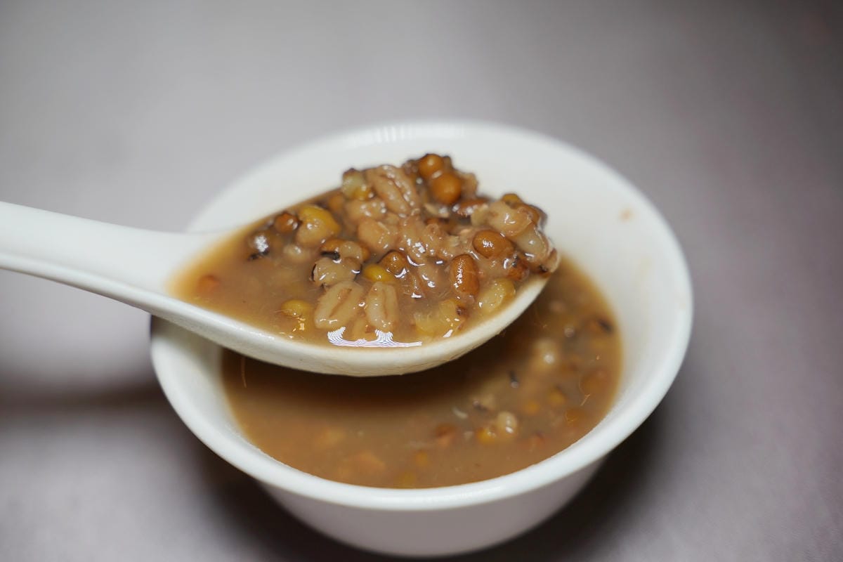 【尊爵大飯店 桃苑中餐廳】桃園藝文特區美食餐廳推薦 古典窗櫺雕繪高雅合宜 港式料理精緻合菜