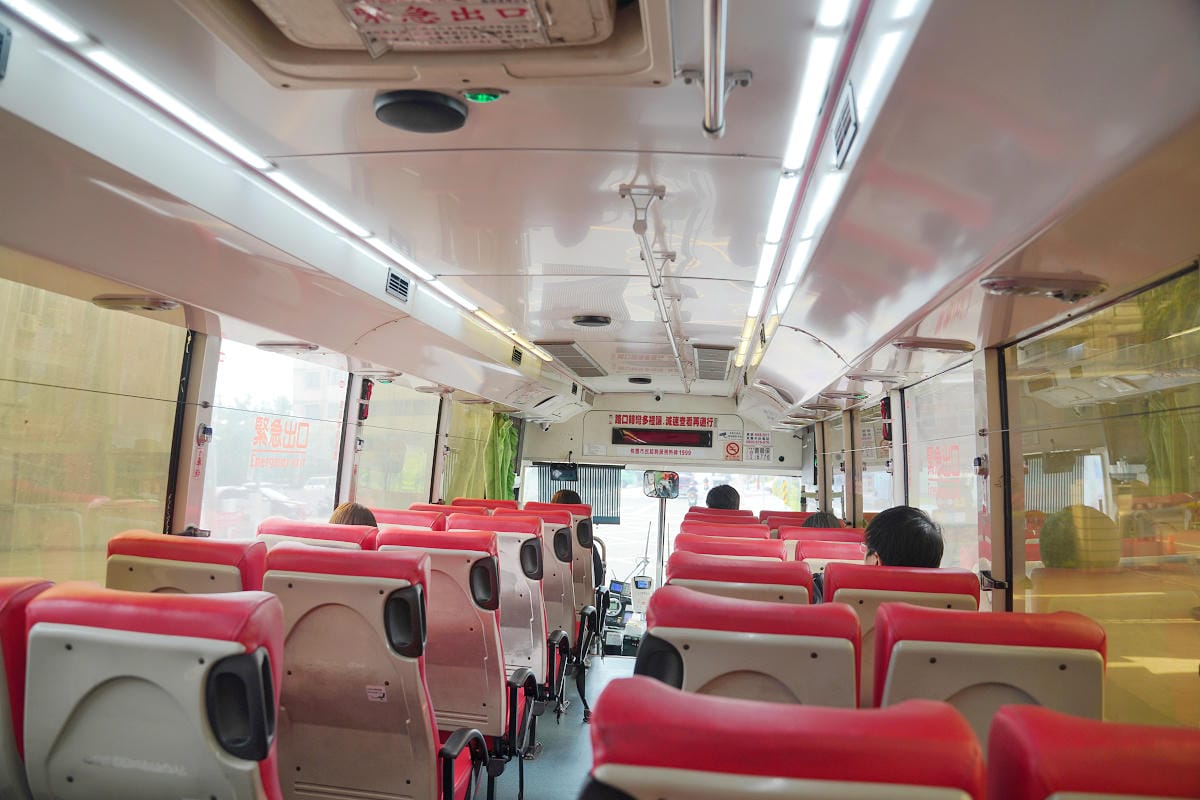 【統聯客運桃園市公車208路線】高鐵桃園站-內壢-八德 內壢來往桃園高鐵心得分享