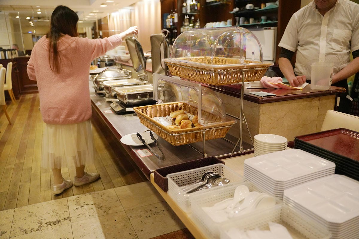 【東京田町相鐵FRESA INN】東京住宿推薦 田町站步行十分鐘 席伊麗床墊/中式自助吧早餐