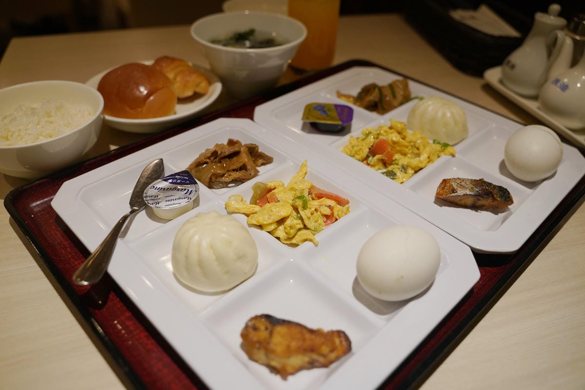 【東京田町相鐵FRESA INN】東京住宿推薦 田町站步行十分鐘 席伊麗床墊/中式自助吧早餐