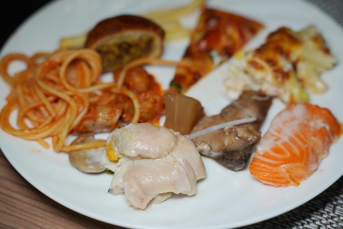 【Lake Side Grill】箱根吃到飽餐廳推薦 箱根蘆之湖皇家王子大飯店美食餐廳首選