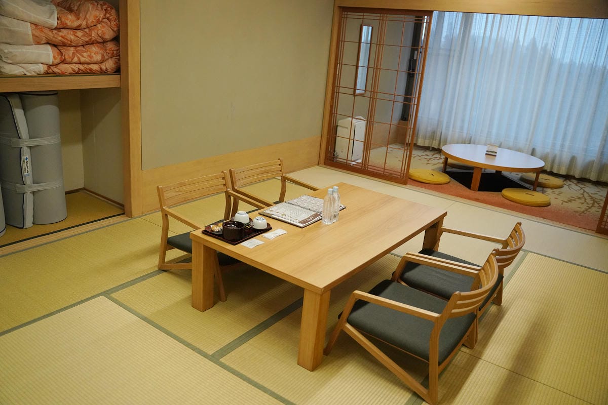 【箱根湯之花王子大飯店】箱根最高點天空溫泉宿 箱根罕見乳白色泉水 免費下午茶點/精緻日式早餐