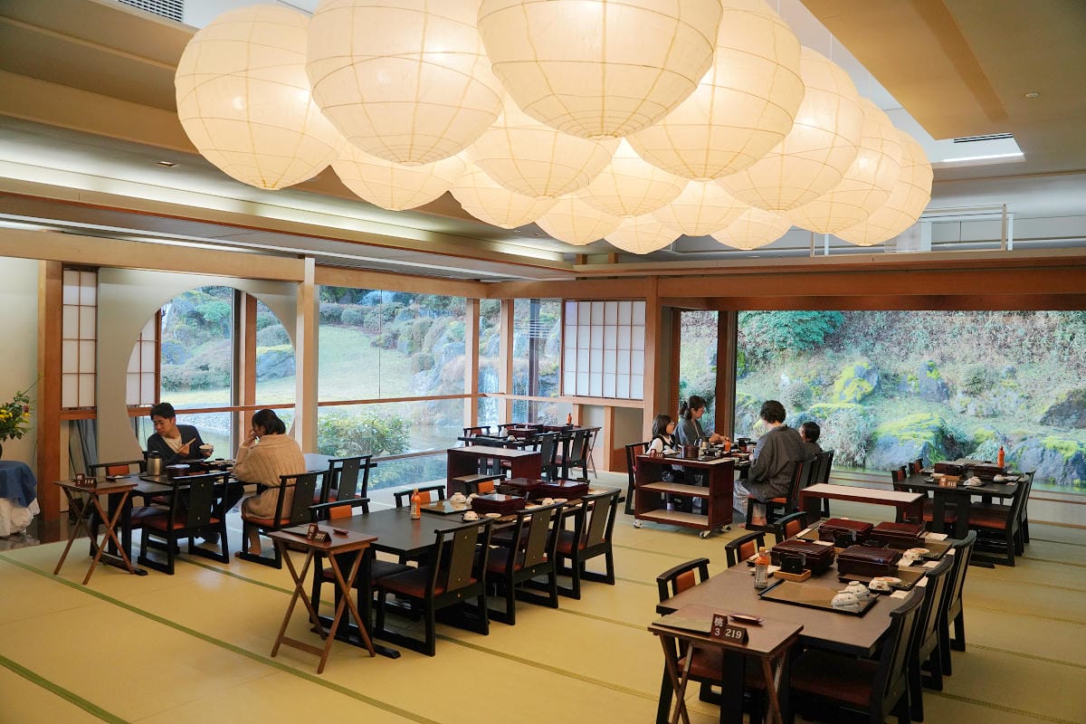 【箱根湯之花王子大飯店】箱根最高點天空溫泉宿 箱根罕見乳白色泉水 免費下午茶點/精緻日式早餐