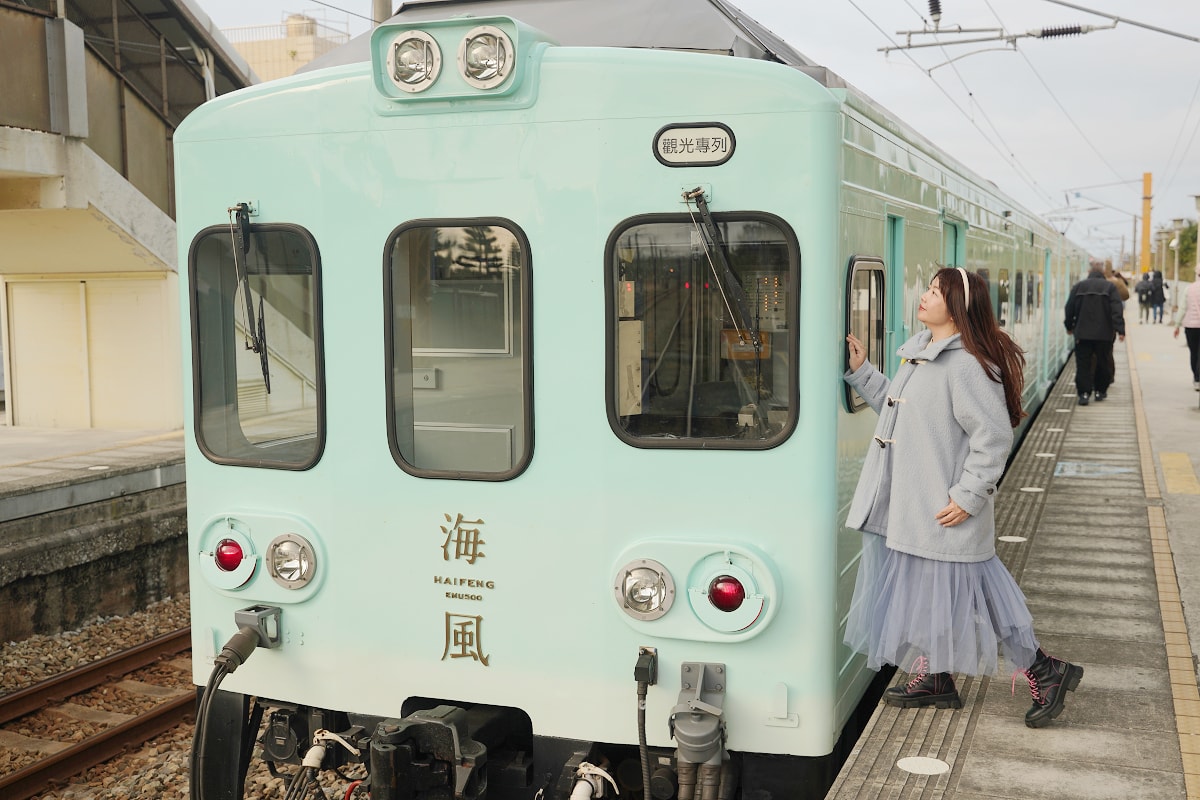 【海風號甜點列車開箱】透明珠寶餐盒夢幻登場 台中出發季節限定芋頭金沙馬卡龍 療癒系車廂超好拍