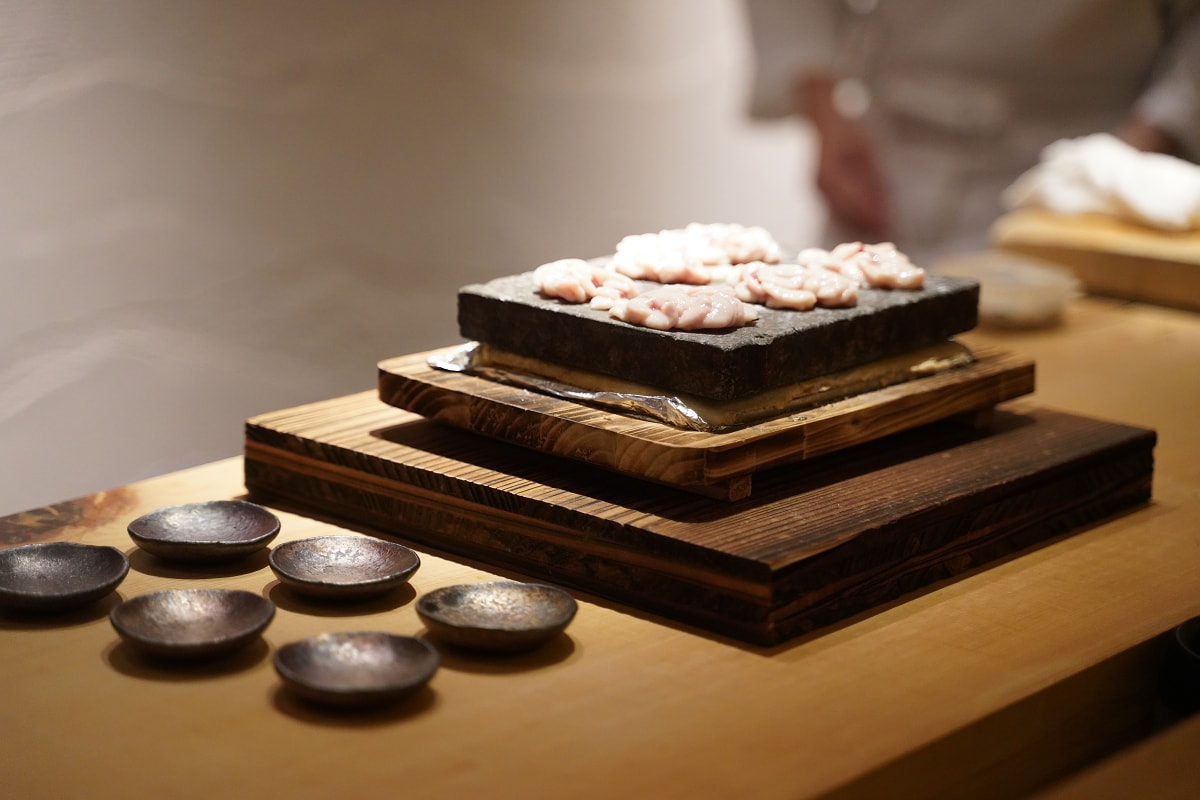 【鮨荻 sushi ogi】台北中山區無菜單料理推薦 台北條通商務聚餐/約會吃飯首選 你絕對沒吃過一次吃將近30道菜的OMAKASE！