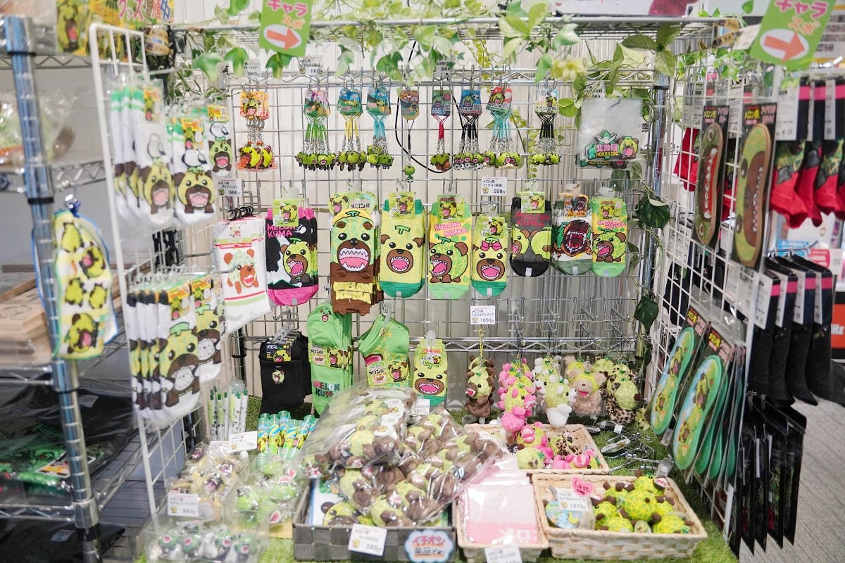 【北海道新千歲機場國內線航廈】超好逛四層樓商店街 餐廳/戲院/空港溫泉/鋼彈模型/初音未來 - 第32張圖 【北海道新千歲機場國內線航廈】超好逛四層樓商店街 餐廳/戲院/空港溫泉/鋼彈模型/初音未來