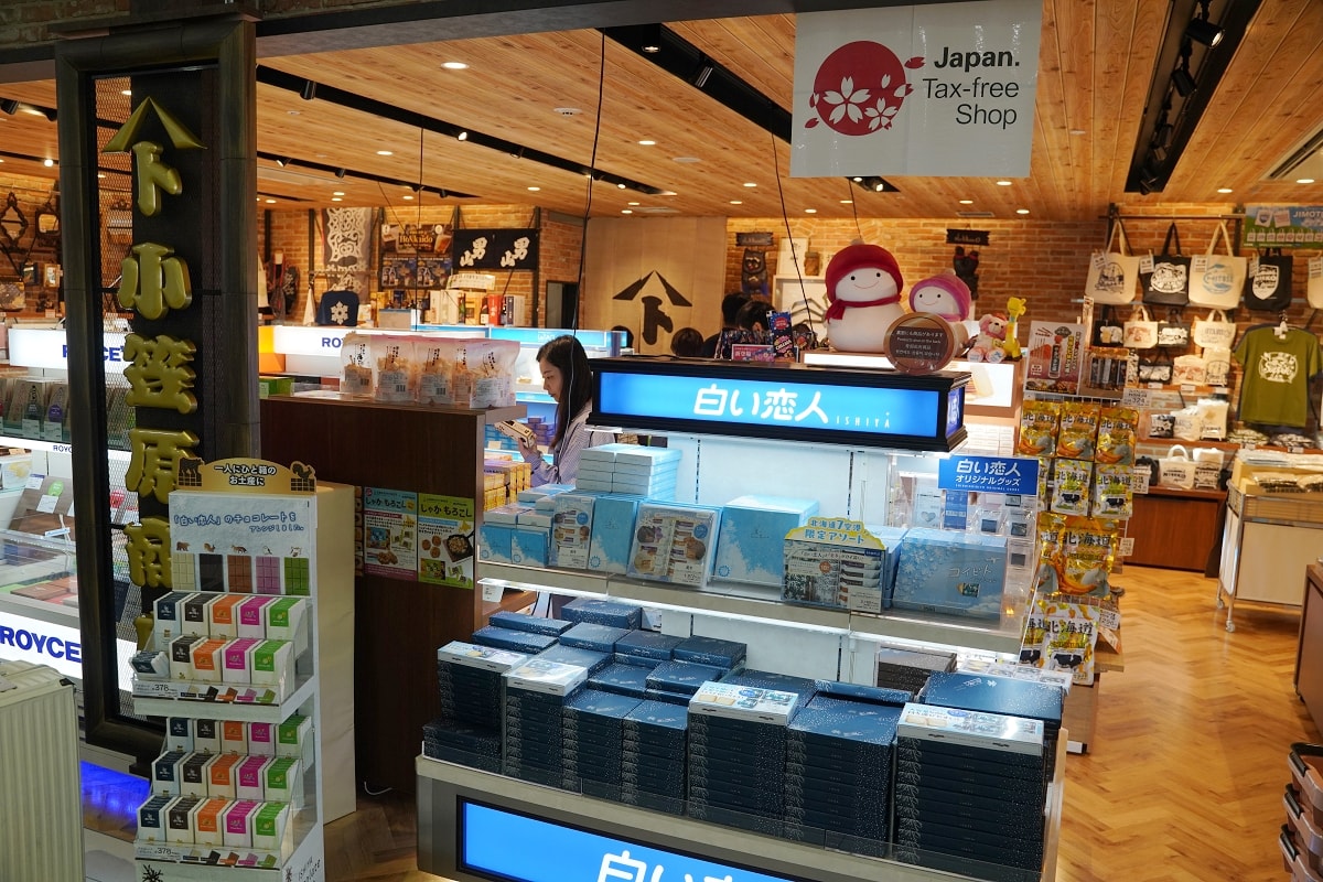 【北海道新千歲機場國際線航廈】超好買商店街日幣通通花光光 驚安殿堂/北海道市場食堂街/伴手禮