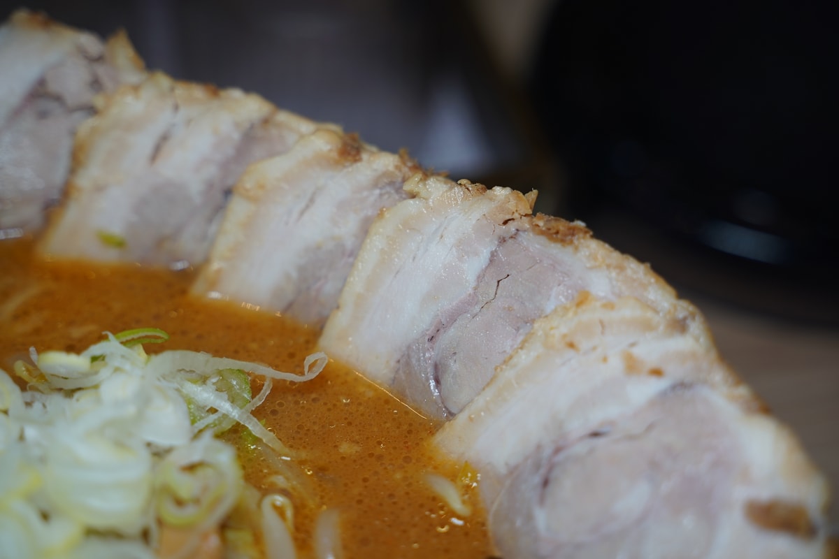 【札幌拉麵大心】新千歲機場國際線管制區內 北海道市場食堂街美食推薦 創立於1985年