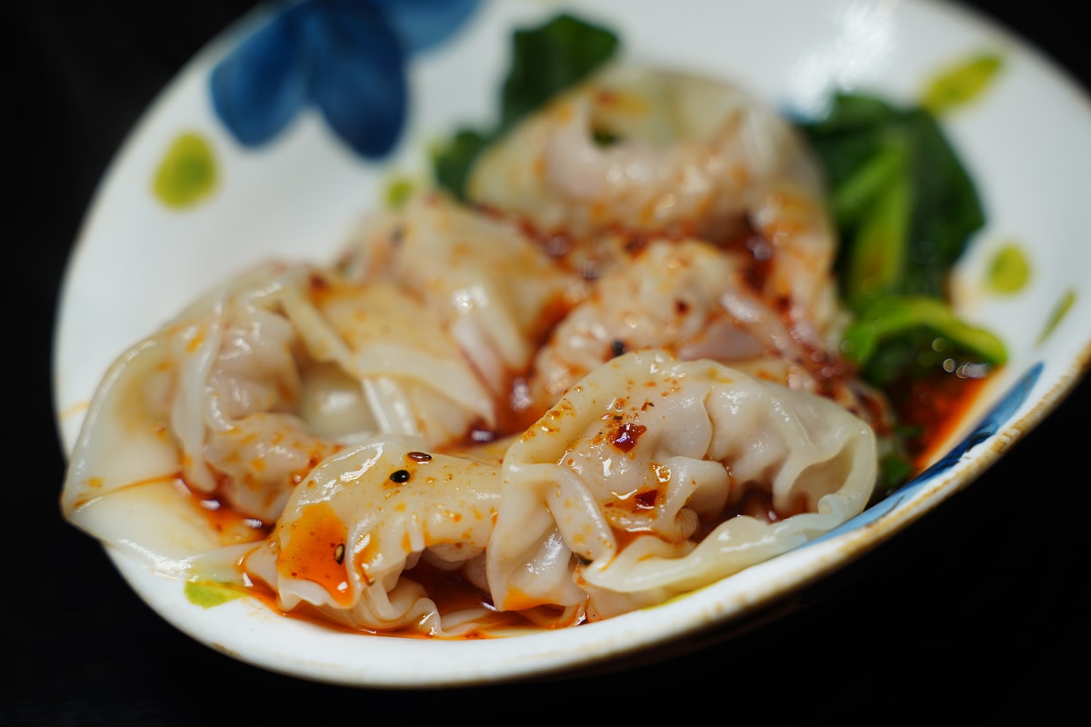 【享米飯堂】宜蘭大學美食推薦 宜蘭在地平價麵飯小吃便當 招牌必點自製川味麻辣雞/秘製酸辣雞