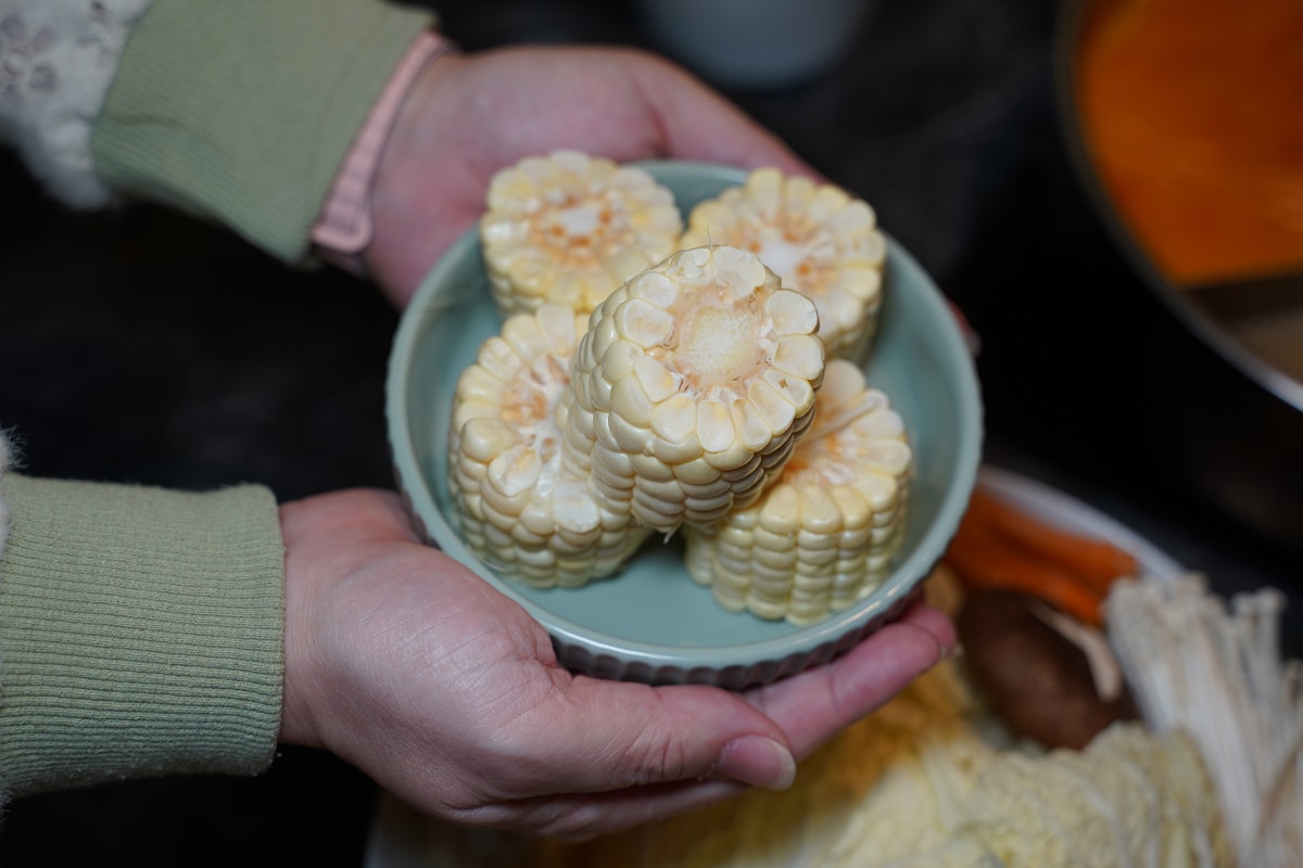 【老撈麻辣火鍋-順天外科醫院】大稻埕美食餐廳推薦 百年歷史日式老宅空間 沒預訂吃不到雞煲蟹鍋