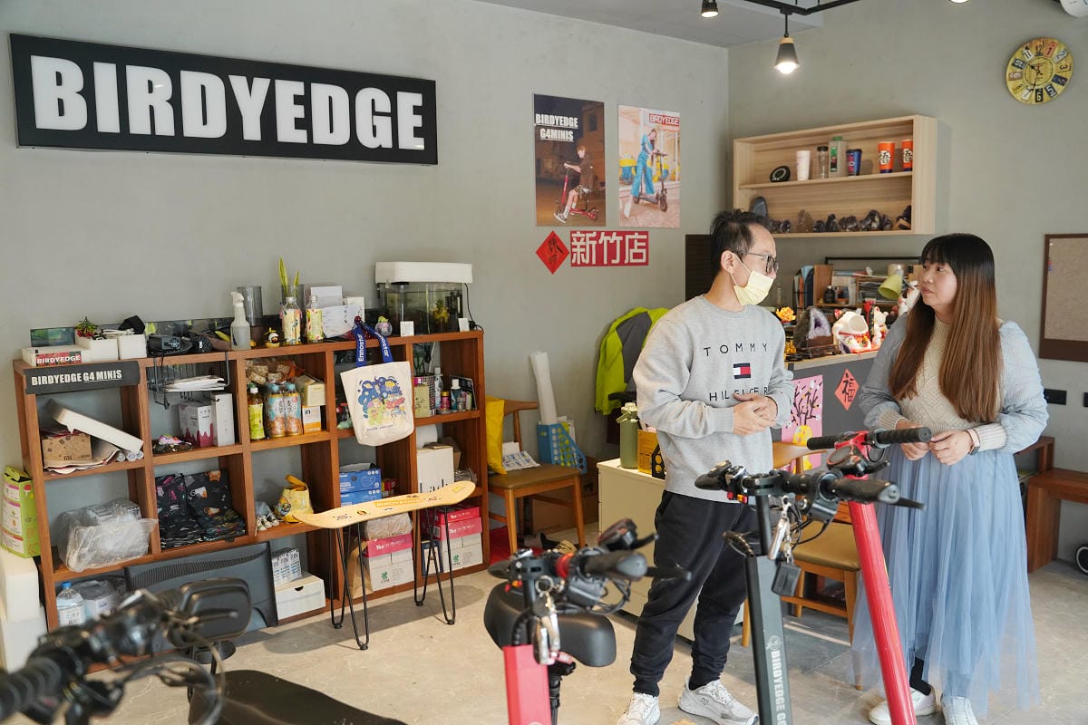 【BIRDSEDGE電動滑板電動滑板車】台灣電動滑板車推薦 實體店面完整保固可試乘 台北/桃園/新竹/雲林/台南/高雄皆有門市