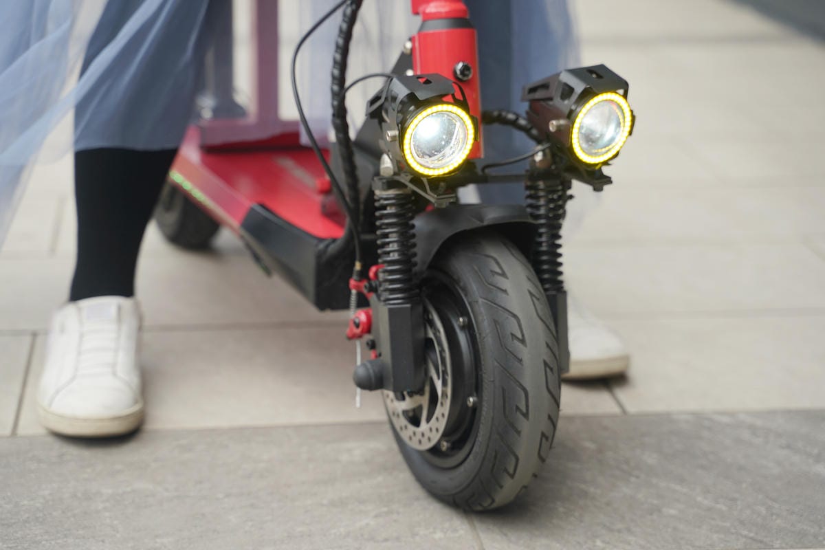 【BIRDSEDGE電動滑板電動滑板車】台灣電動滑板車推薦 實體店面完整保固可試乘 台北/桃園/新竹/雲林/台南/高雄皆有門市