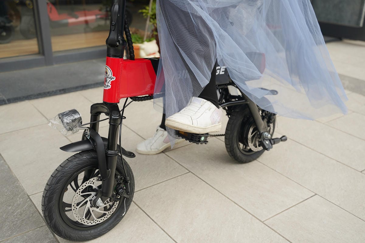【BIRDSEDGE電動滑板電動滑板車】台灣電動滑板車推薦 實體店面完整保固可試乘 台北/桃園/新竹/雲林/台南/高雄皆有門市