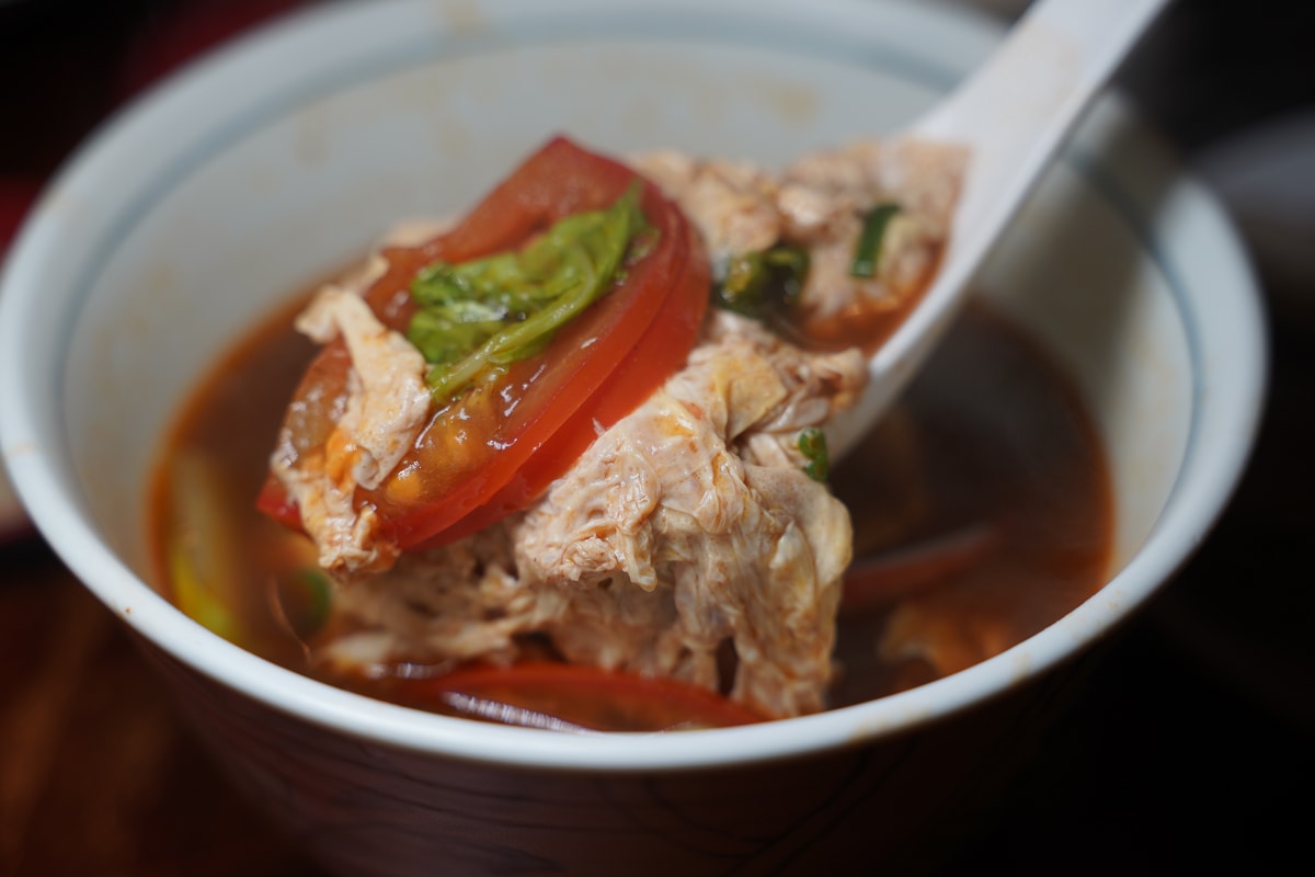 【牛耳精緻麵館】內湖牛肉麵推薦 黃仁勳最愛紅燒半筋半肉麵 內湖超人氣排隊美食 近捷運西湖站