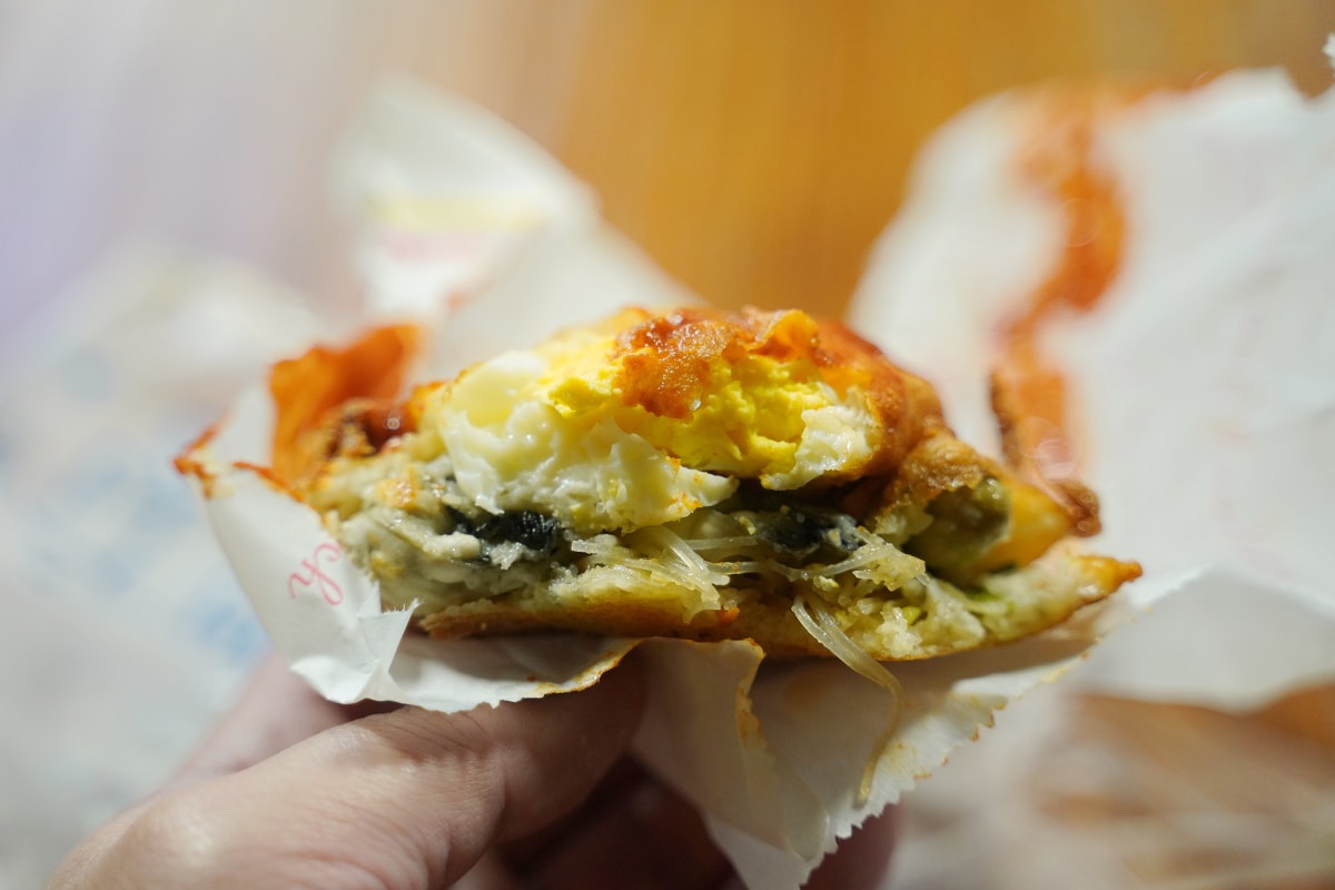 【馬祖古早味（虫弟）ㄉㄧˋ餅專賣】馬祖南竿介壽獅子市場美食推薦 福州傳統風味小吃海蠣餅