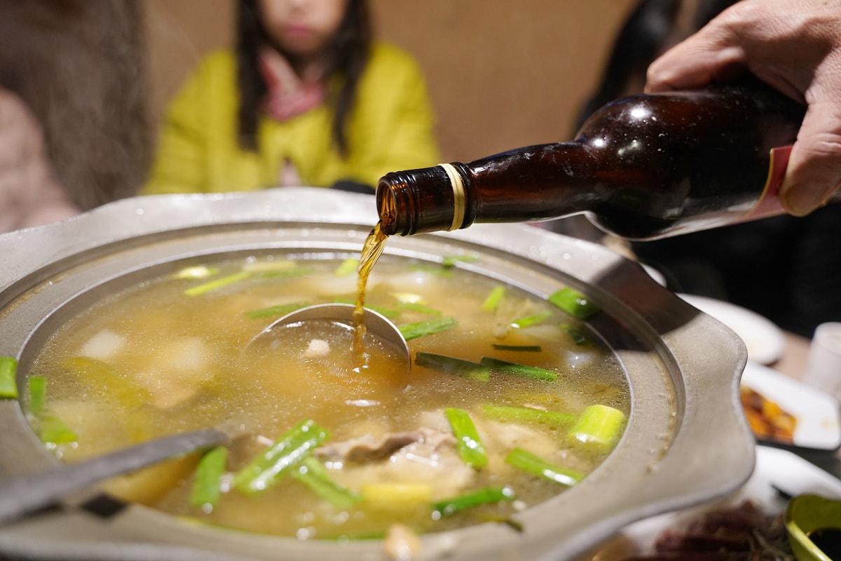 【九榕閣餐廳】馬祖南竿美食餐廳推薦 運將總鋪師獨門馬祖特色料理 南竿超人氣無菜單沒預約吃不到 - 第16張圖 【九榕閣餐廳】馬祖南竿美食餐廳推薦 運將總鋪師獨門馬祖特色料理 南竿超人氣無菜單沒預約吃不到