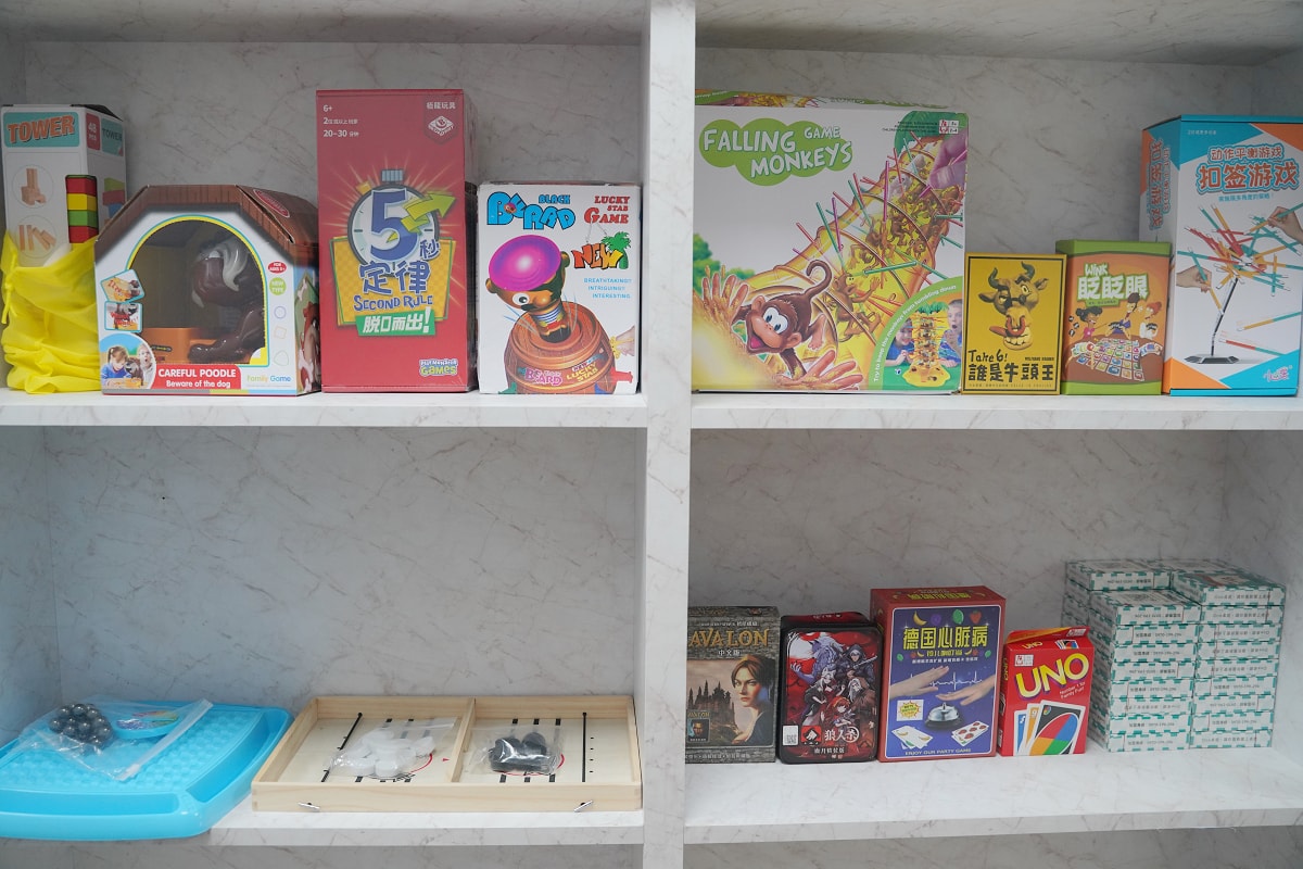 【來都來了自助桌遊】中壢24H桌遊店推薦 全新開幕買1小時送1小時 包廂式獨立空間自動麻將桌