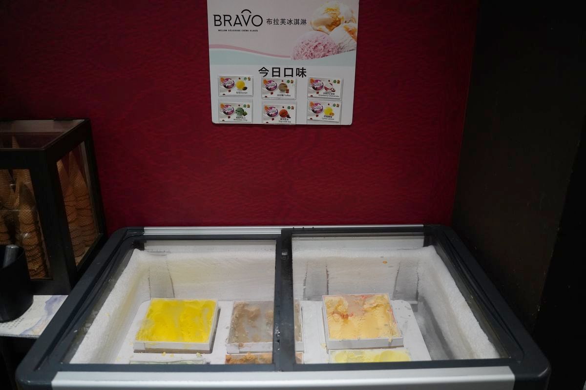 【魚路小棧精緻鍋物】金山火鍋半自助吃到飽 網美用餐環境寬敞唱歌包廂 免費停車木造庭園餐廳