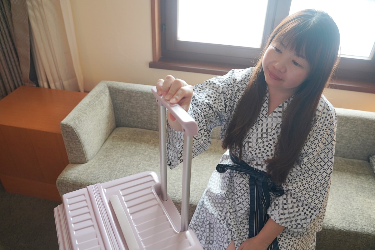 【東京職人前開式行李箱】極輕量化箱體設計出國旅行不怕過重 100%空間利用率採買小家電超方便