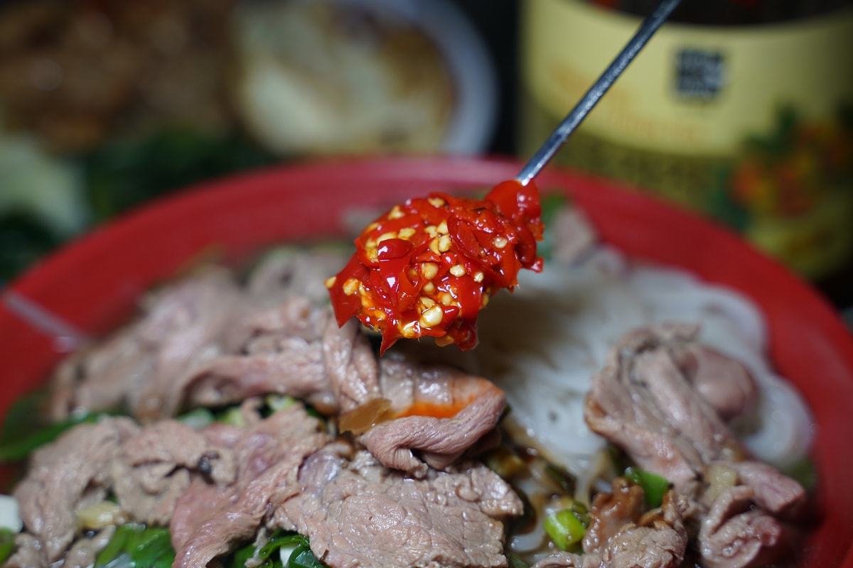 【芃原小館】內壢小吃店推薦 超高CP值大份量 牛肉米線河粉/香茅雞便當美味必點 內壢巷子美食