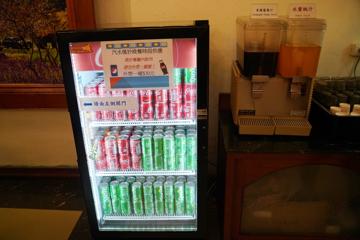 【武陵農場國民賓館山水館】武陵農場住宿推薦 一泊二食自助早晚餐吃到飽 七家灣溪旁盡享優美風景