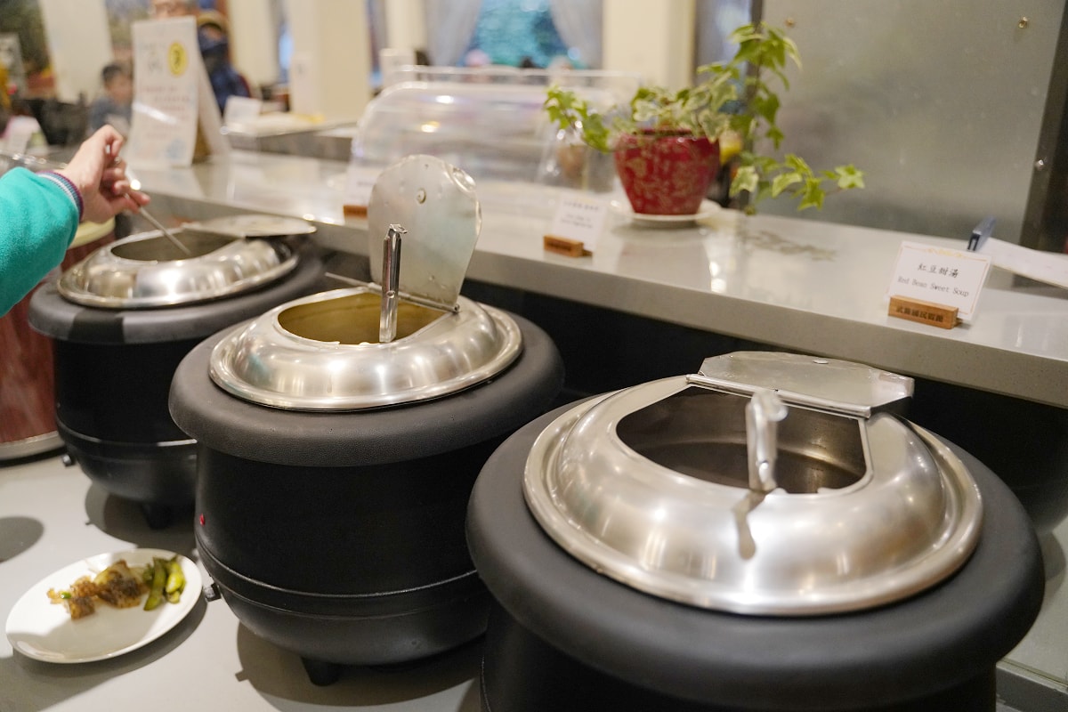 【武陵農場國民賓館山水館】武陵農場住宿推薦 一泊二食自助早晚餐吃到飽 七家灣溪旁盡享優美風景