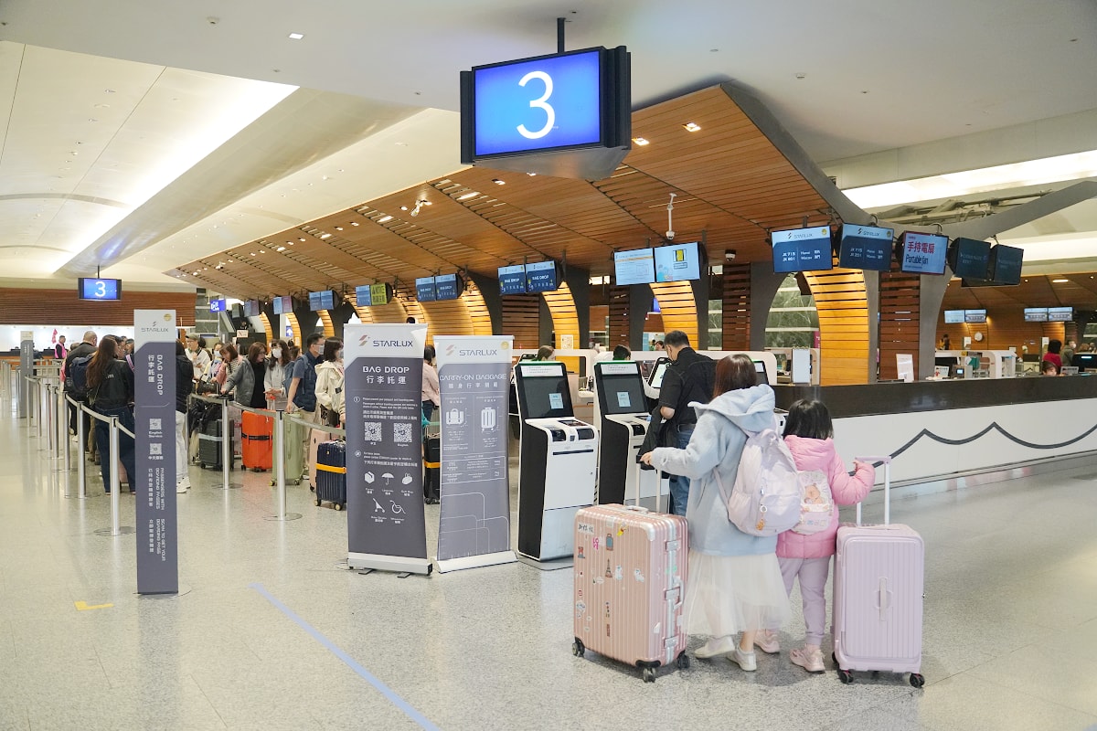 【桃園飛東京成田國際機場】星宇航空JX800豪華經濟艙初體驗 座位舒適度/行李額度通通升級