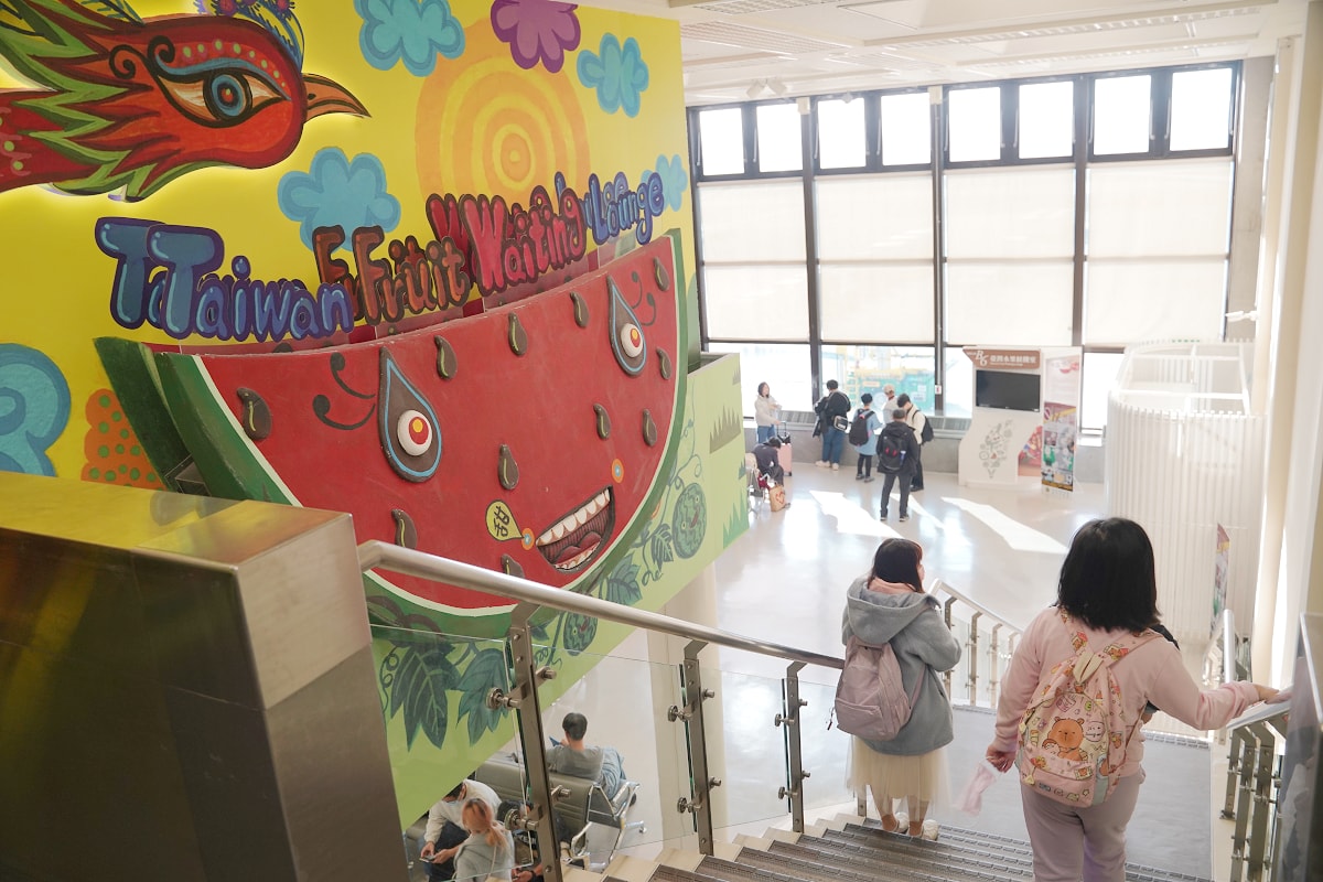 【桃園飛東京成田國際機場】星宇航空JX800豪華經濟艙初體驗 座位舒適度/行李額度通通升級