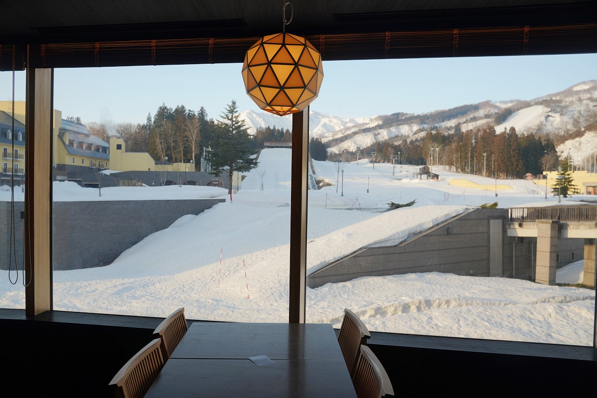【日本料理餐廳 Asahi】新井樂天滑雪渡假村日式早餐自助吧/晚餐會席料理 絕美雪景精緻料理