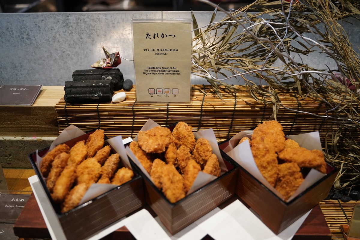 【日本料理餐廳 Asahi】新井樂天滑雪渡假村日式早餐自助吧/晚餐會席料理 絕美雪景精緻料理