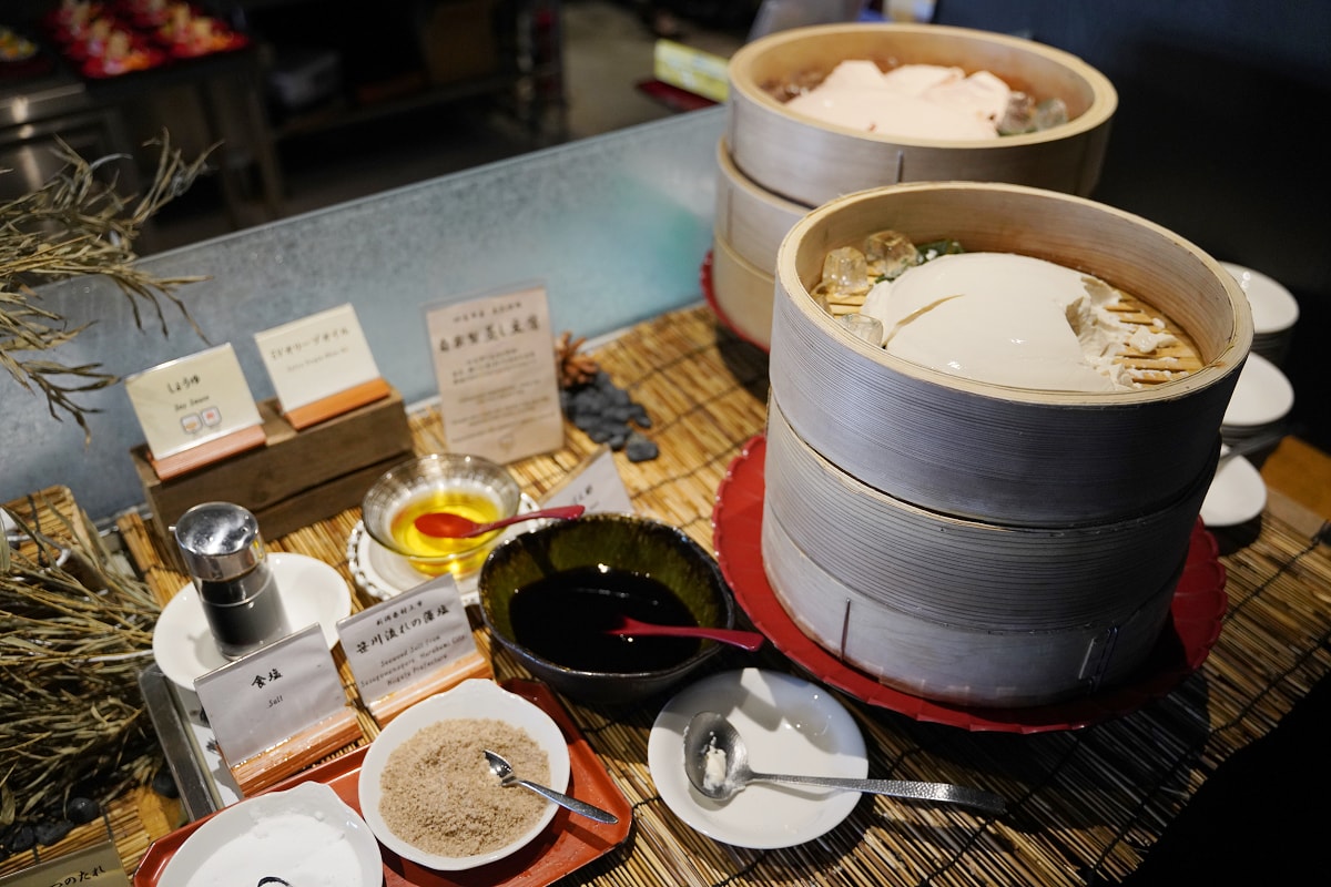 【日本料理餐廳 Asahi】新井樂天滑雪渡假村日式早餐自助吧/晚餐會席料理 絕美雪景精緻料理