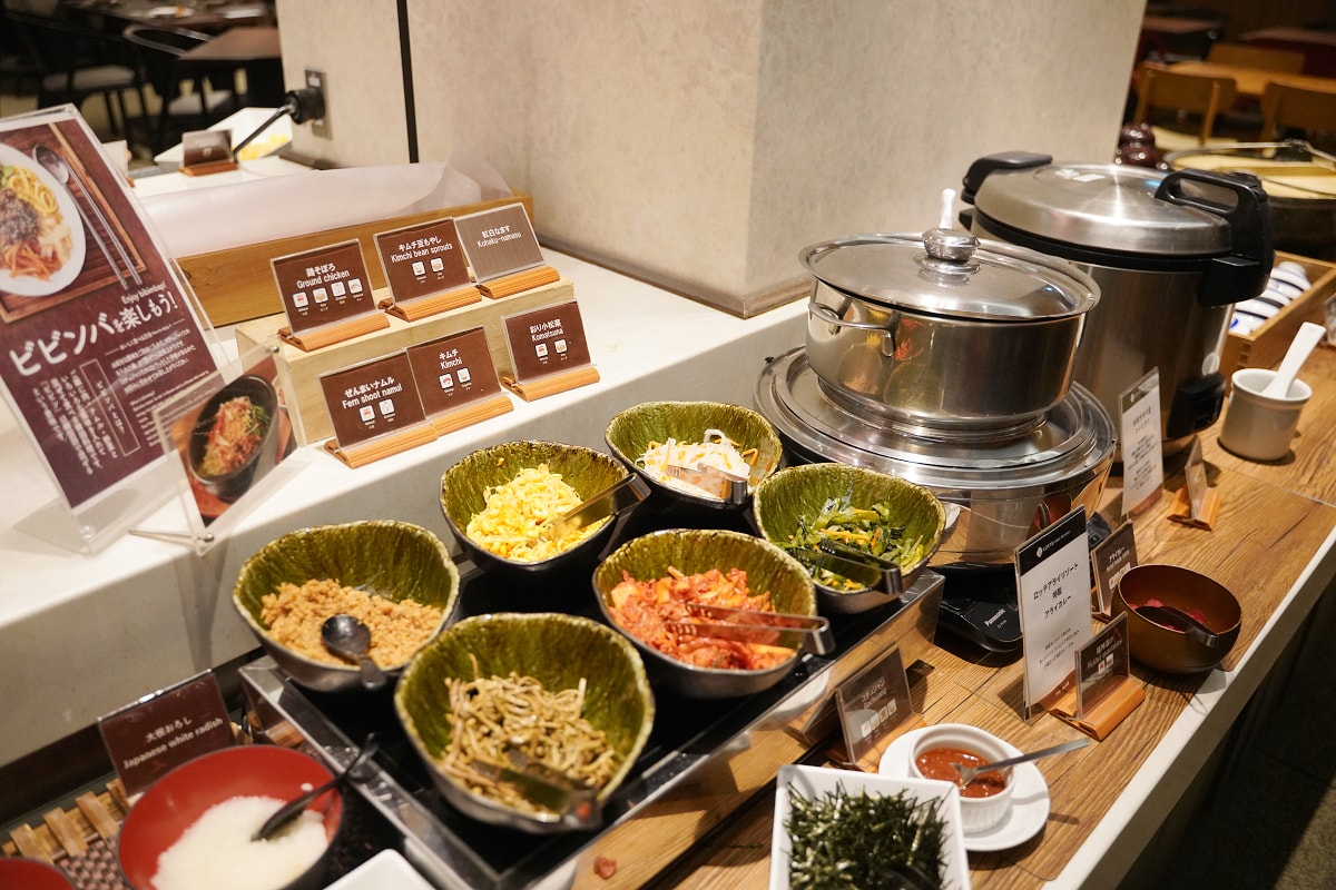 【The Plate】新井樂天滑雪渡假村美食餐廳推薦 西式吃到飽餐廳 早晚餐料理種類豐富