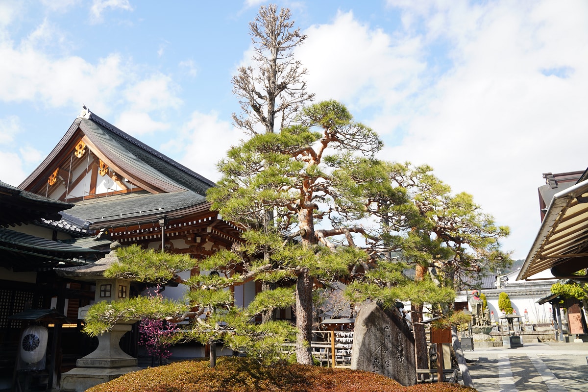 【大本山善光寺大本願】建於1707年 日本最古老阿彌陀如來像 「一握地藏」地藏菩薩像御守