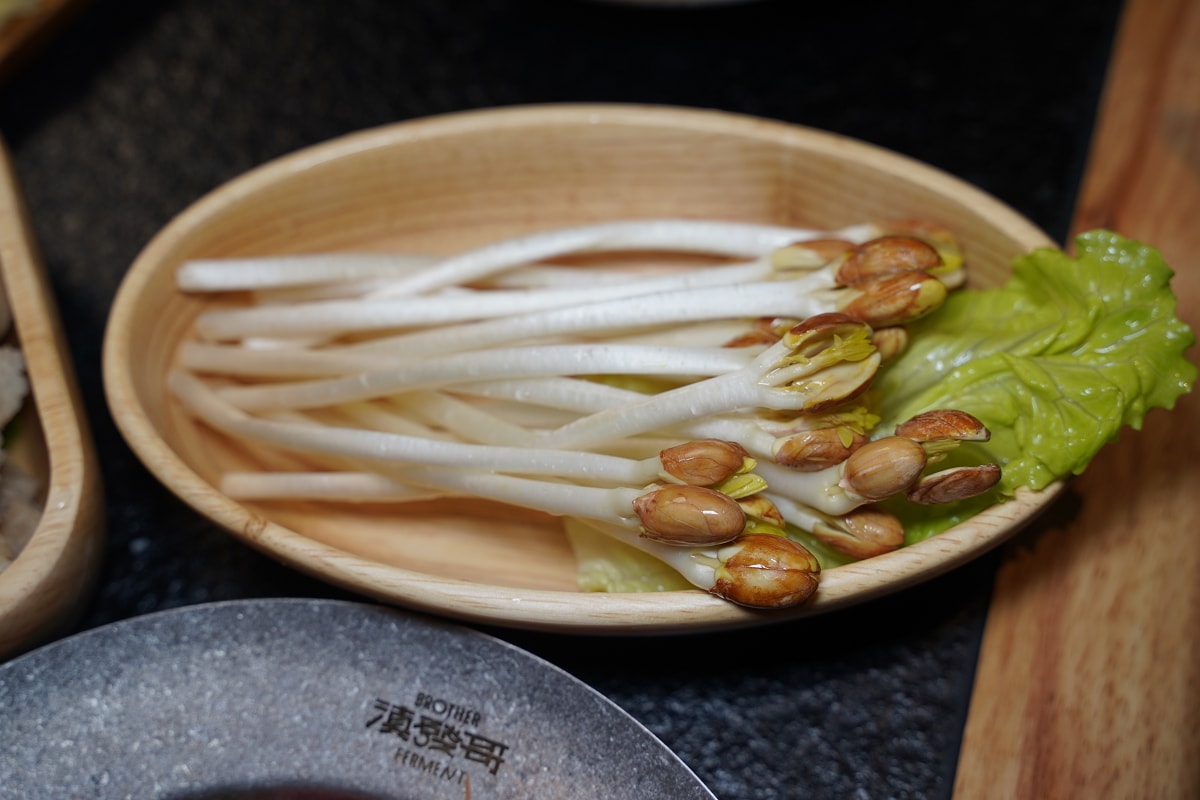 【滇發哥雲南臭豆腐火鍋】全台第一間火鍋愛好者必訪 臭豆腐/百香果酸湯鴛鴦鍋必點 台北異國火鍋 - 第24張圖 【滇發哥雲南臭豆腐火鍋】全台第一間火鍋愛好者必訪 臭豆腐/百香果酸湯鴛鴦鍋必點 台北異國火鍋