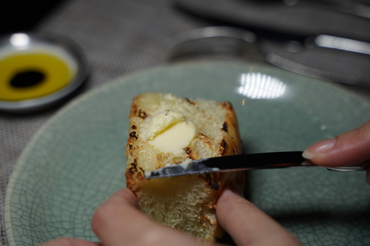 【盧卡諾義法餐酒館】文華東方酒店美食餐廳推薦 全台唯一當代藝術室內空間 米其林星級主廚進駐 - 第17張圖 【盧卡諾義法餐酒館】文華東方酒店美食餐廳推薦 全台唯一當代藝術室內空間 米其林星級主廚進駐