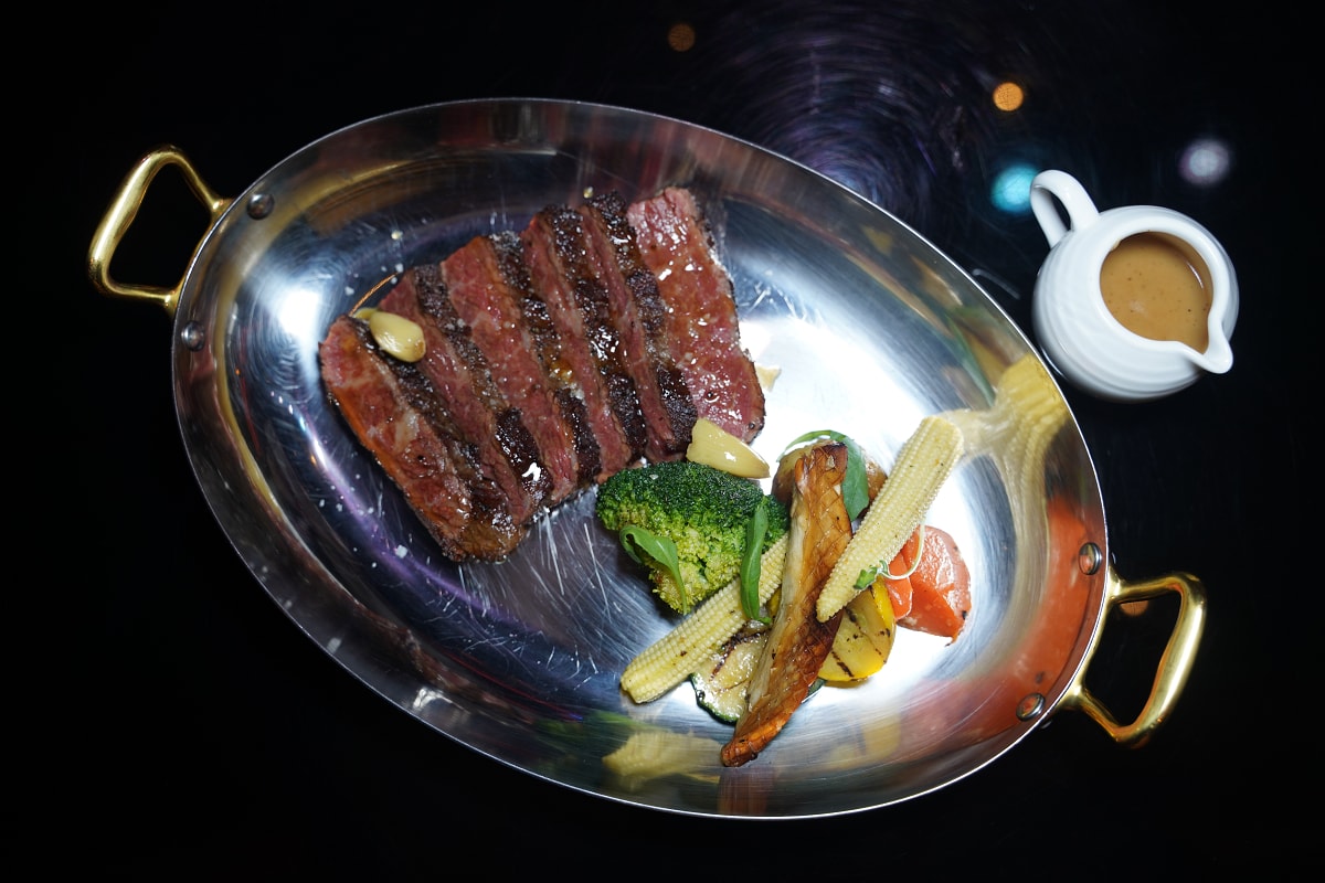 【盧卡諾義法餐酒館】文華東方酒店美食餐廳推薦 全台唯一當代藝術室內空間 米其林星級主廚進駐 - 第33張圖 【盧卡諾義法餐酒館】文華東方酒店美食餐廳推薦 全台唯一當代藝術室內空間 米其林星級主廚進駐