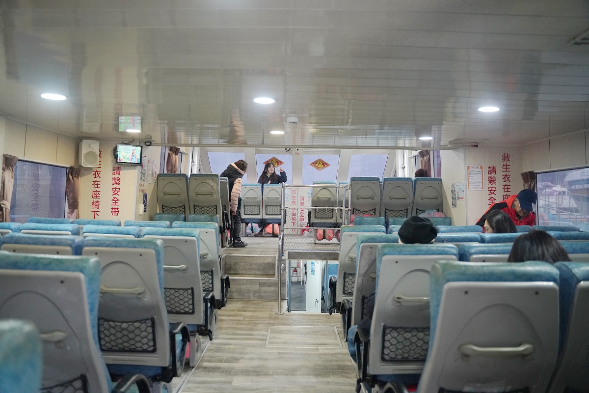 【南竿福澳碼頭】搭乘鴻宇海運南竿往北竿白沙碼頭 馬祖首家合法登記 鴻順6號搭乘心得分享 - 第13張圖 【南竿福澳碼頭】搭乘鴻宇海運南竿往北竿白沙碼頭 馬祖首家合法登記 鴻順6號搭乘心得分享