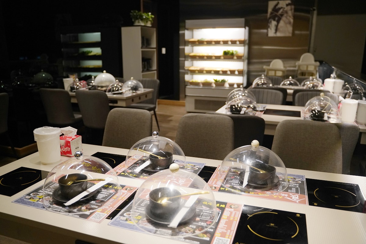【食鍋性也海鮮鍋物藝文店】桃園藝文特區火鍋推薦 鮮魚+蛤蜊提煉鮮美高湯 加價升級肉肉吃到飽
