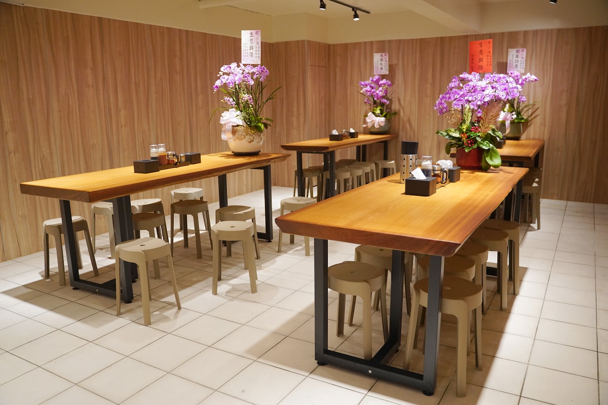 【小滿 嘉義米糕 香菇肉羹】中壢觀光夜市美食小吃推薦 銅板美食真材實料 正統嘉義生炒鴨肉羹