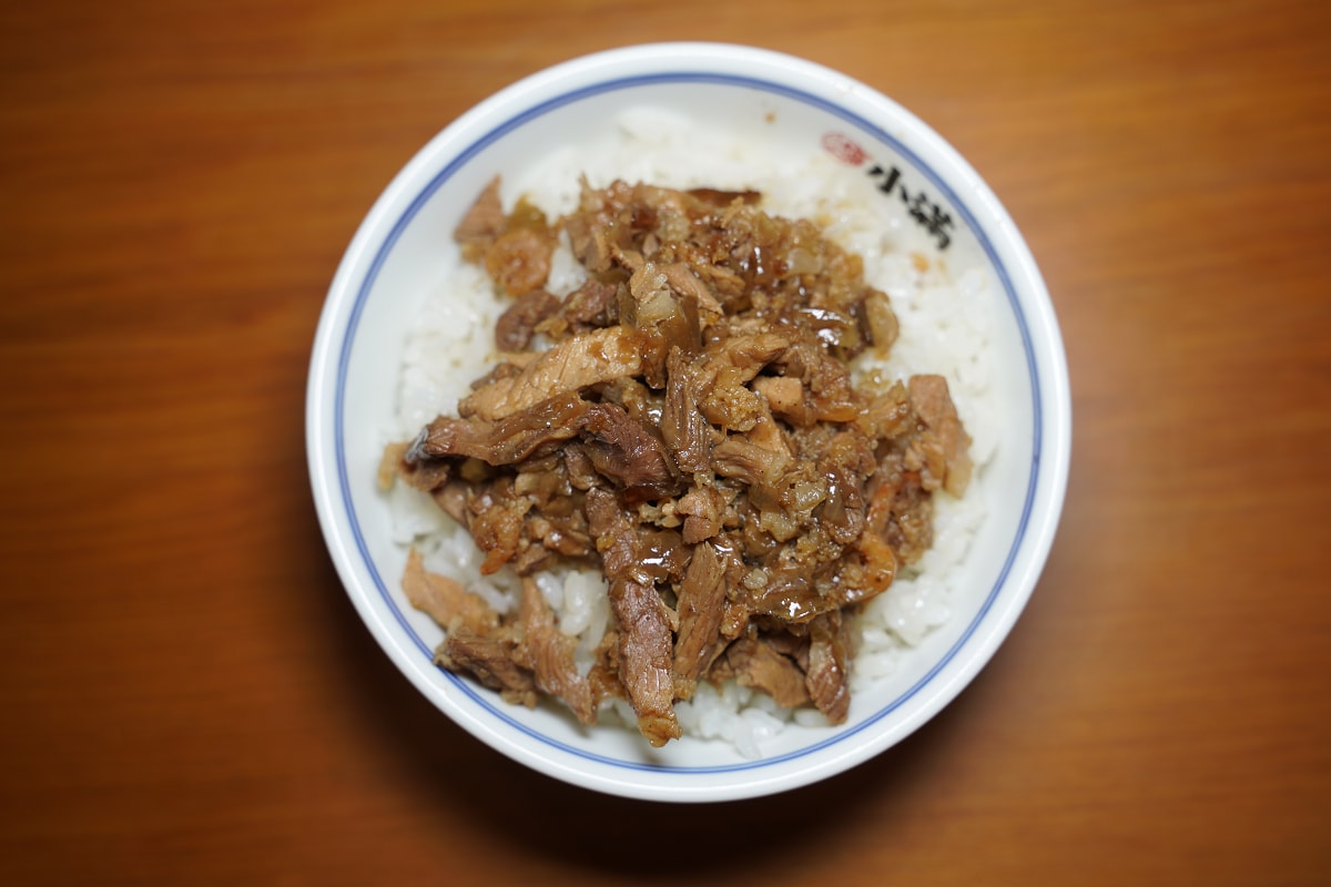 【小滿 嘉義米糕 香菇肉羹】中壢觀光夜市美食小吃推薦 銅板美食真材實料 正統嘉義生炒鴨肉羹