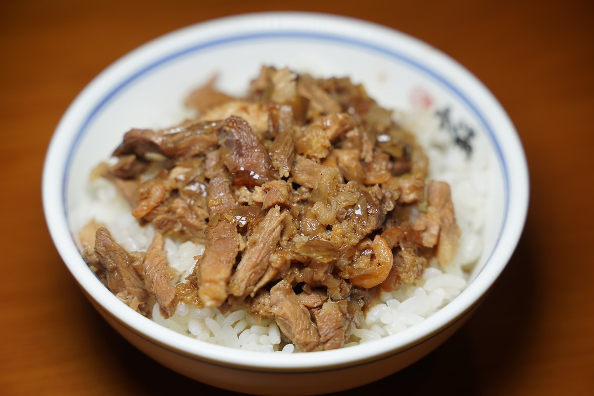 【小滿 嘉義米糕 香菇肉羹】中壢觀光夜市美食小吃推薦 銅板美食真材實料 正統嘉義生炒鴨肉羹
